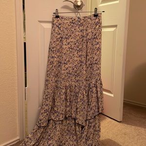Boho SKIRT // SIZE XS // FLORAL / NEVER WORN